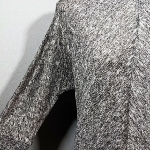 Apt 9 Medium Tunic Top Black Heathered Silver Metallic 3/4 Dolman Sleeve Top NWT - Picture 2 of 3